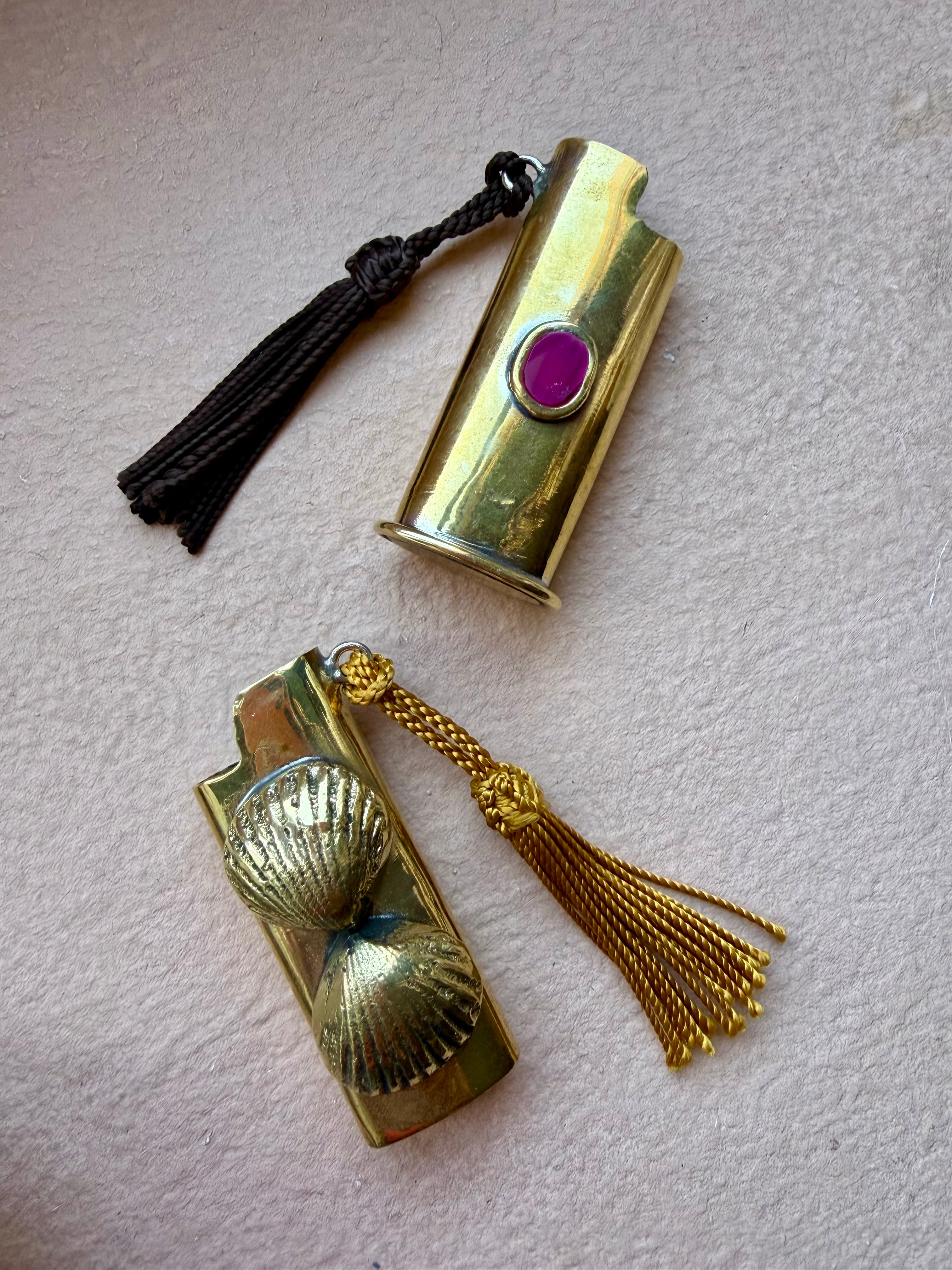 Brass lighter case Main image